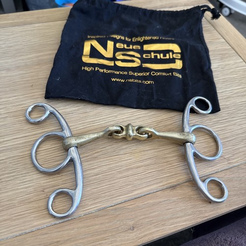 Neue schule elevator trans - schule,
