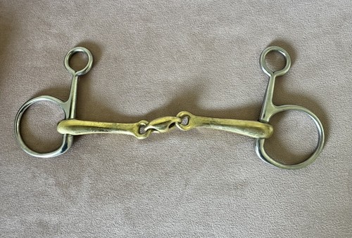 Neue schule hanging cheek - neue,