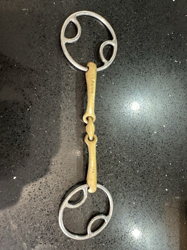 Neue schule tranz angled - schule,