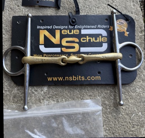 Neue schule full cheek - schule,